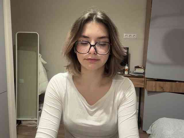AlbaMihelcic webcam