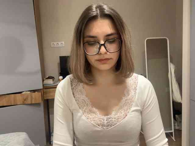 AlbaMihelcic webcam