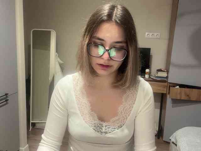 AlbaMihelcic webcam
