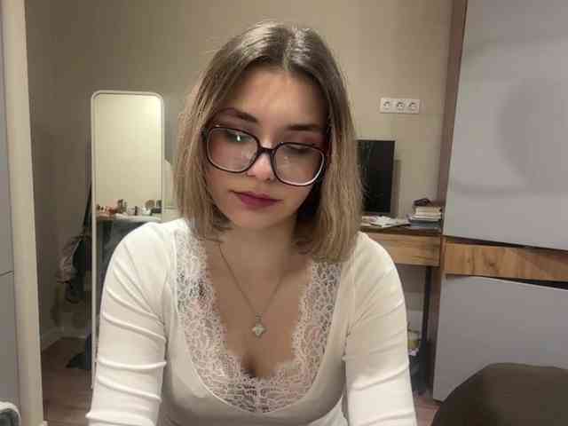 AlbaMihelcic webcam