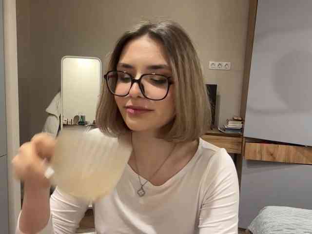 AlbaMihelcic webcam
