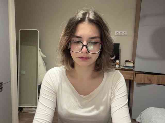 AlbaMihelcic webcam
