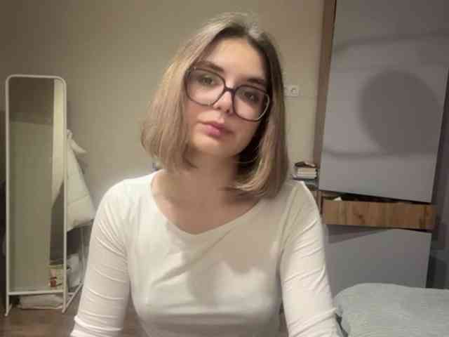 AlbaMihelcic webcam