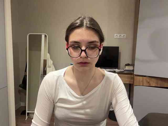 AlbaMihelcic webcam