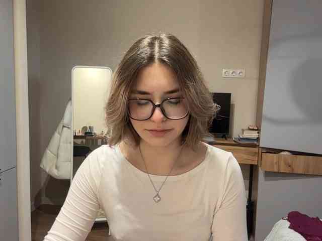 AlbaMihelcic webcam
