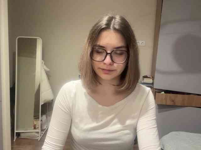 AlbaMihelcic webcam