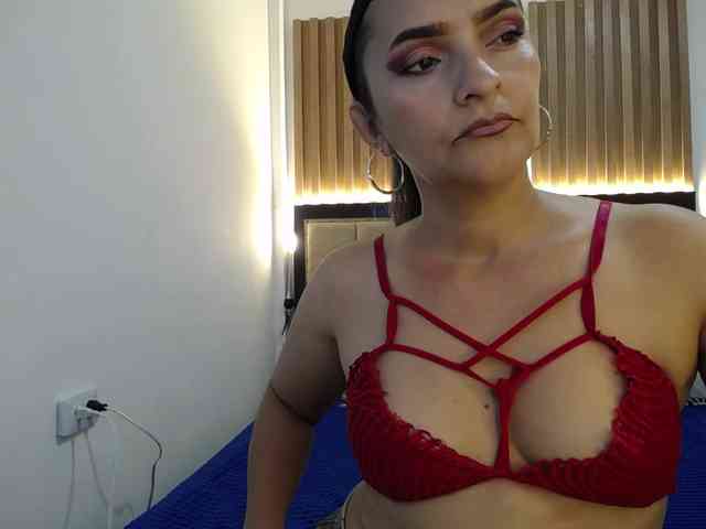 AmeliaRouse85 webcam