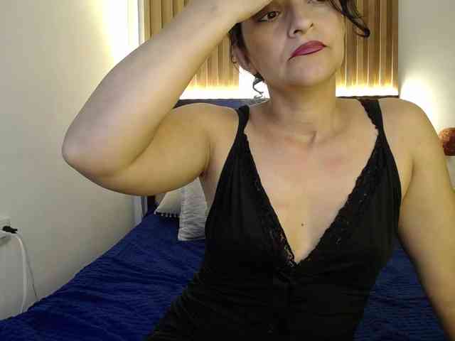 AmeliaRouse85 webcam