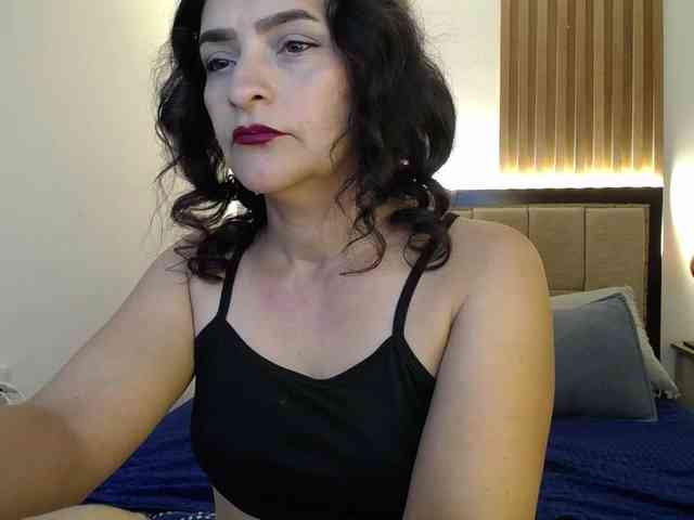AmeliaRouse85 webcam