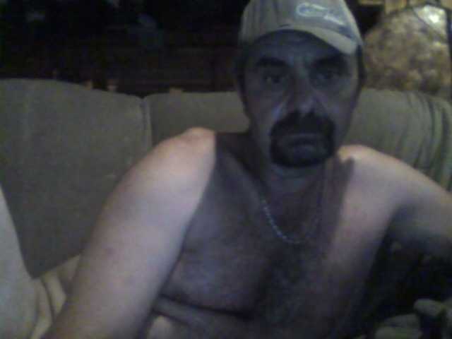 Topnotchxxx77, 45 y/o - Live Cam on BongaCams