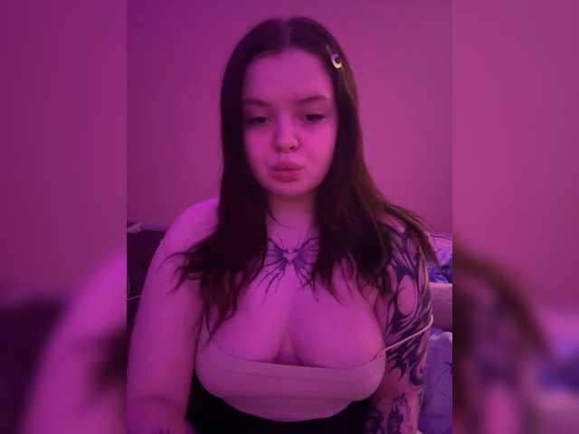 lolipoliii live cam on BongaCams