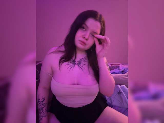 lolipoliii live cam on BongaCams