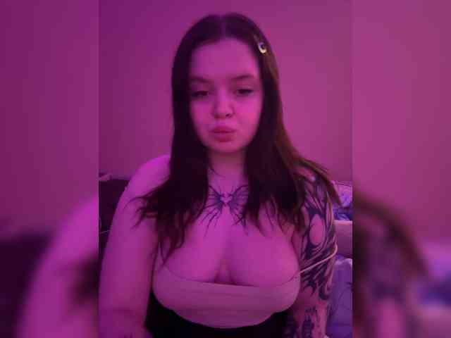 lolipoliii webcam