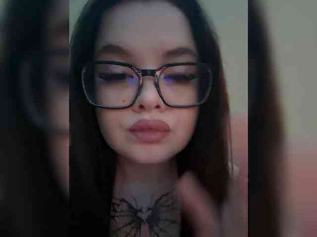 lolipoliii webcam