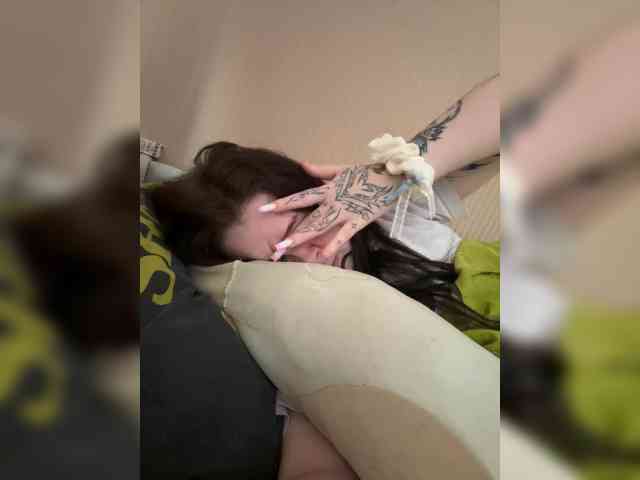lolipoliii webcam
