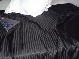 petittegoddess254's Live Webcam