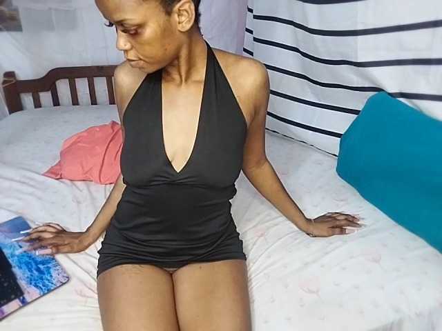 petittegoddess254 live cam preview