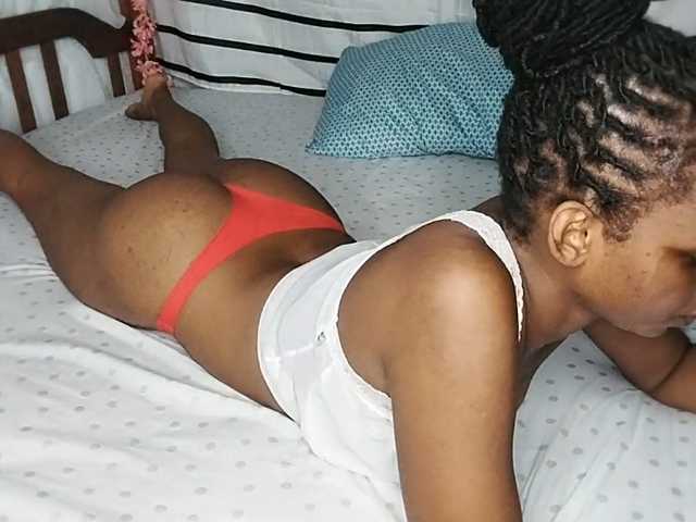 petittegoddess254 live cam preview