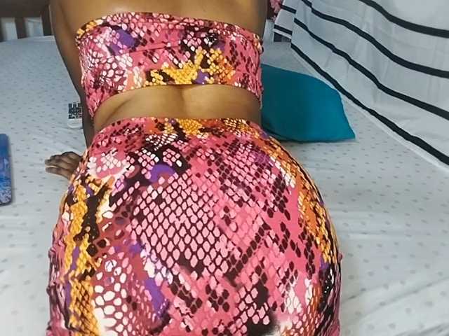petittegoddess254 live cam preview
