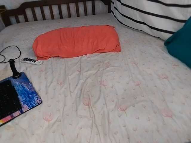 petittegoddess254 live cam preview