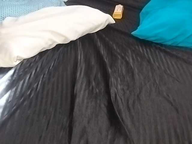 petittegoddess254 live cam on BongaCams