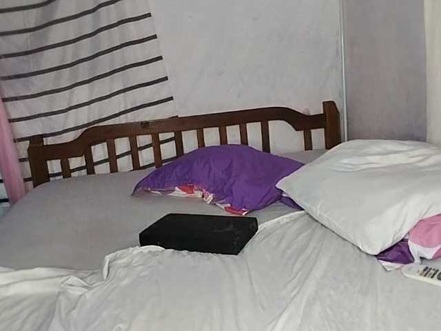 petittegoddess254 live cam on BongaCams
