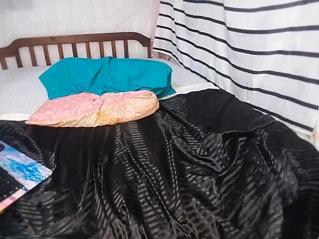 petittegoddess254 live cam preview