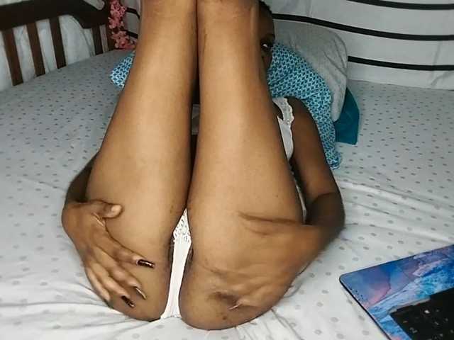 petittegoddess254 live cam preview