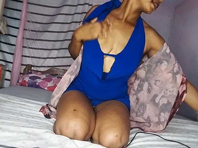 petittegoddess254 live cam on BongaCams