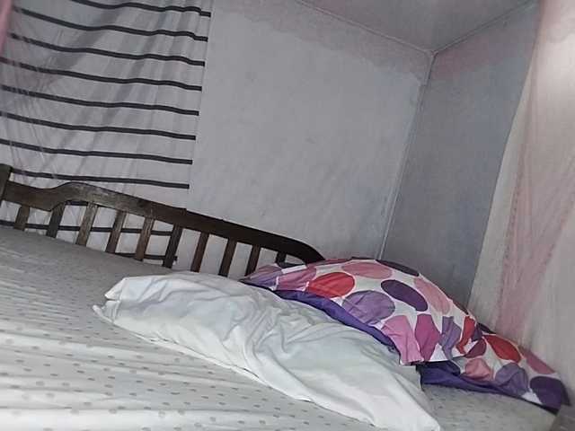 petittegoddess254 live cam on BongaCams