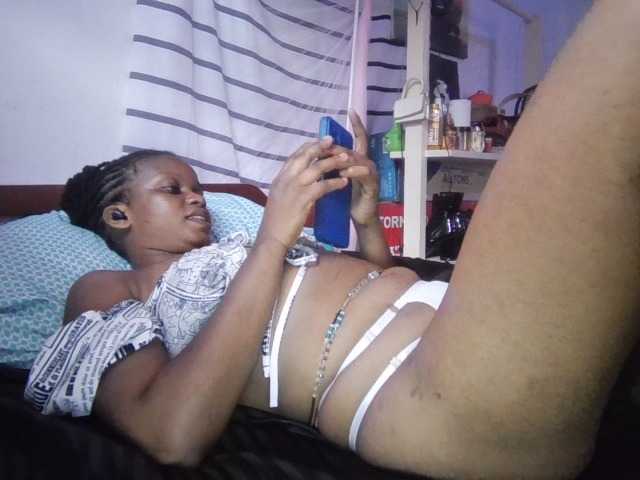 petittegoddess254