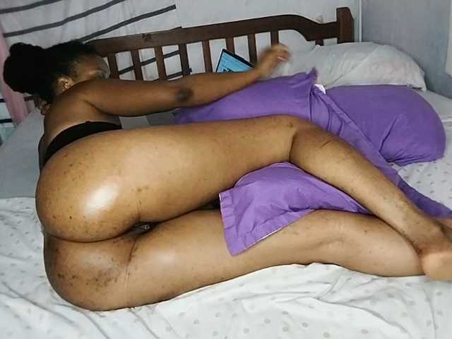 petittegoddess254 Cam en directo en BongaCams