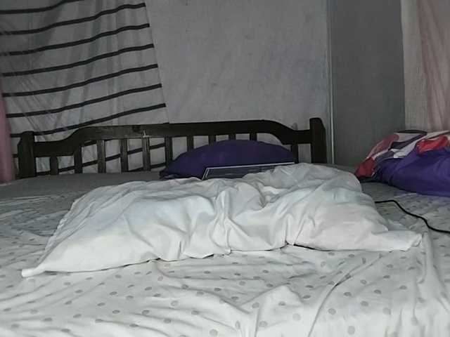 petittegoddess254 live cam on BongaCams