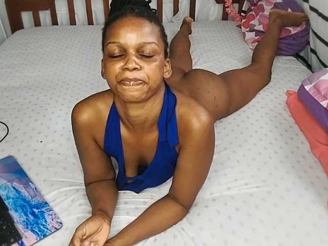 petittegoddess254