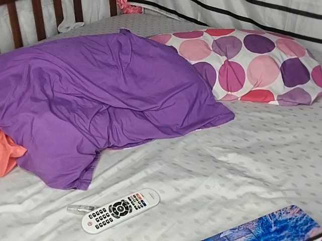 petittegoddess254 live cam preview
