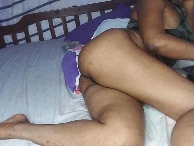 petittegoddess254 live webcam show
