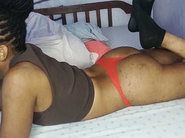 petittegoddess254 live webcam show