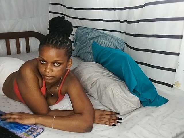 petittegoddess254