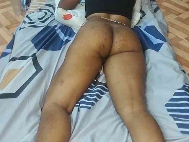 petittegoddess254 webcam