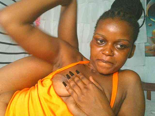 petittegoddess254 webcam