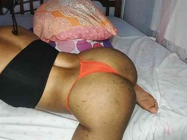 petittegoddess254 webcam