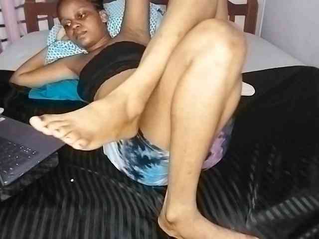 petittegoddess254 webcam