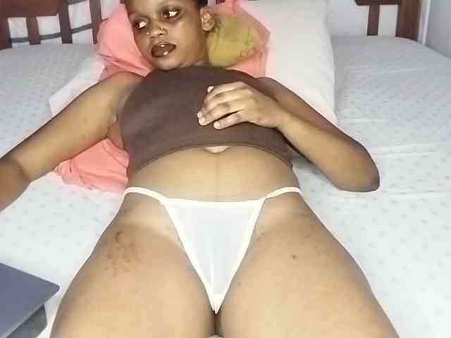 petittegoddess254 webcam