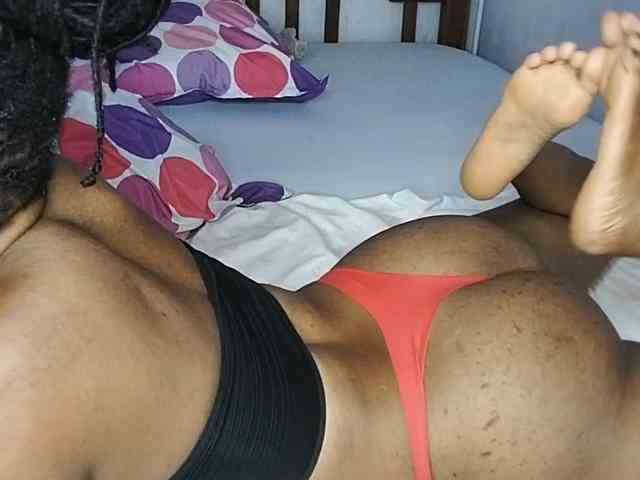 petittegoddess254 webcam