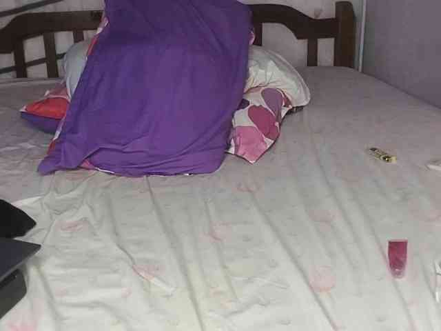 petittegoddess254 webcam