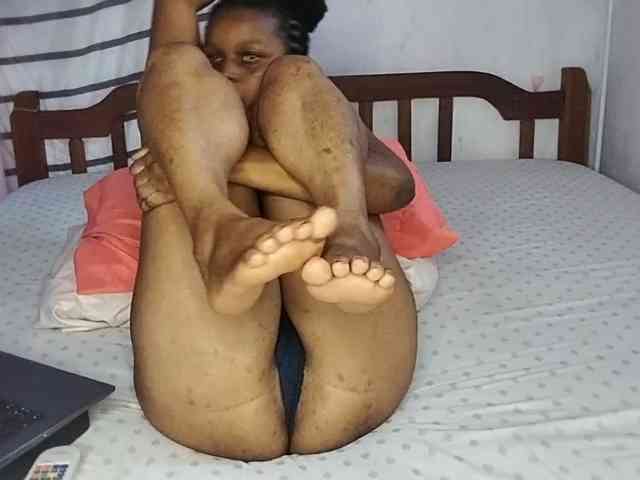 petittegoddess254 webcam
