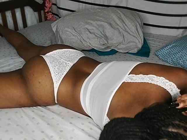 petittegoddess254 webcam