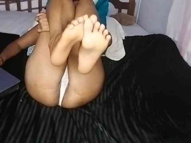 petittegoddess254 webcam