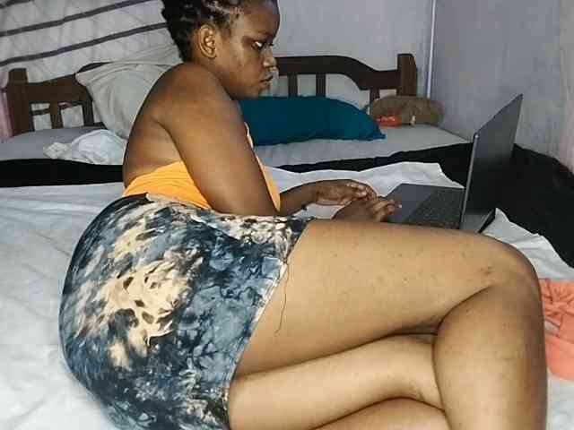 petittegoddess254