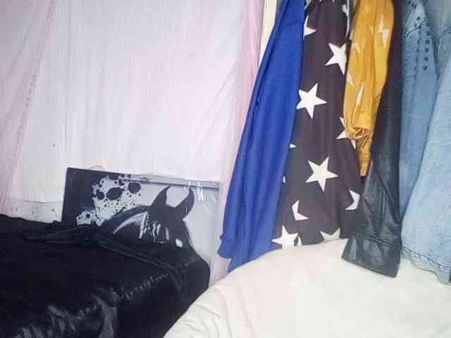 petittegoddess254 webcam